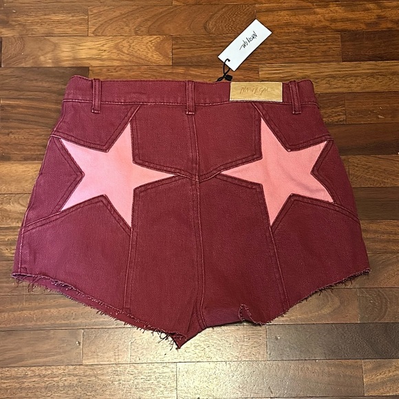 Nasty Gal Shorts - Denim Star Bum Mom Shorts - Picture 3 of 4